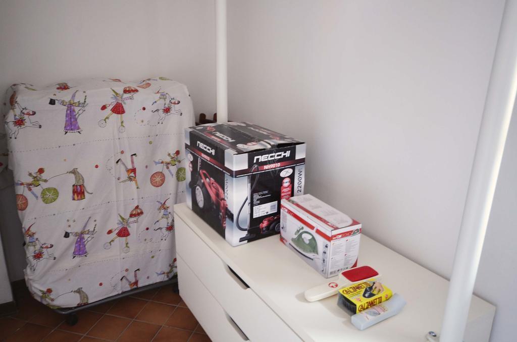 4-Tourist House Bologna-Studio - Self Check-In Экстерьер фото